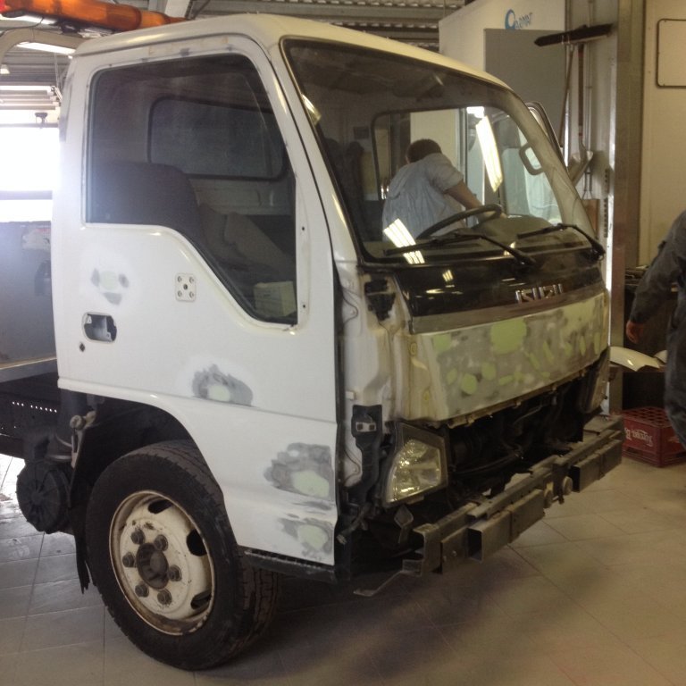 bilabjorgun-2013-kaup-og-breyting-a-isuzu-1