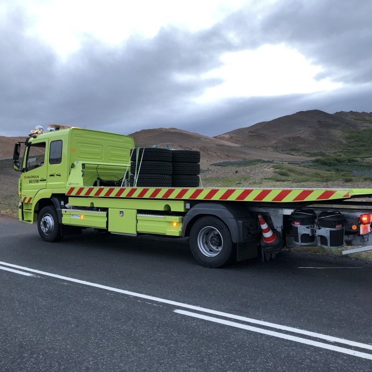 bilabjorgun-2018-haust-vor-2019-ferd-til-tischer-i-thyskalandi-til-ad-lata-smida-bil-sem-hentadi-okkur-og-nyr-bill-sottur-2019-i-juni-17