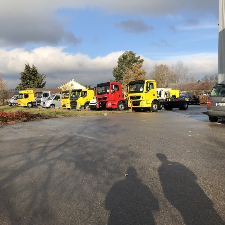 bilabjorgun-2018-haust-vor-2019-ferd-til-tischer-i-thyskalandi-til-ad-lata-smida-bil-sem-hentadi-okkur-og-nyr-bill-sottur-2019-i-juni-3