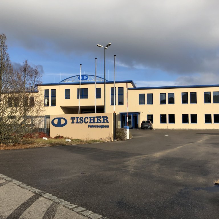 bilabjorgun-2018-haust-vor-2019-ferd-til-tischer-i-thyskalandi-til-ad-lata-smida-bil-sem-hentadi-okkur-og-nyr-bill-sottur-2019-i-juni-4